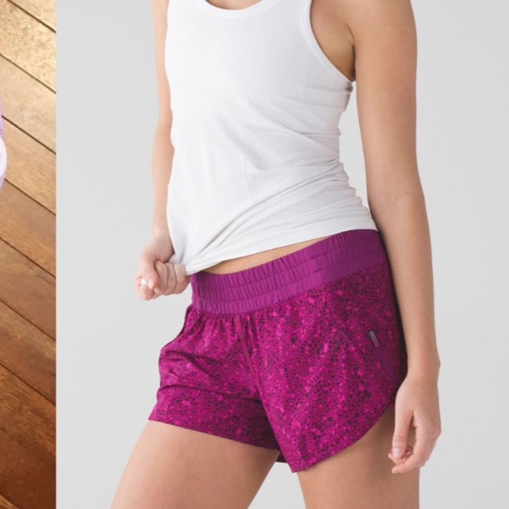 Lululemon Tracker Short III - Picture 2 of 11